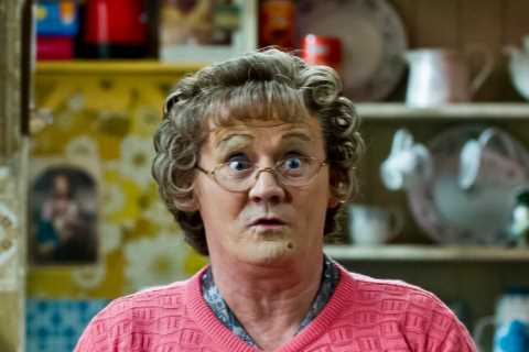 Mass brawl erupts at Mrs Brown’s Boys Glasgow show as fans ‘thought it was part of act’