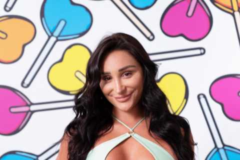 I went to school with Love Island bombshell Coco Lodge and she was popular but had a mean side