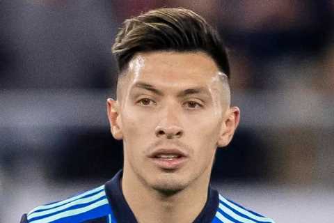 Man Utd and Arsenal transfer boost as Lisandro Martinez tells Ajax bosses he wants to QUIT to play..
