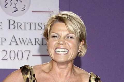 Inside Coronation Street star Vicky Entwhistle’s incredible £8k a WEEK holiday home that’s worlds..