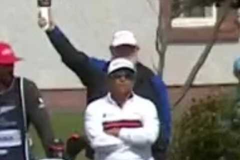 Watch incredible moment golf star Jordan Smith wins TWO CARS with stunning hole-in-one… and gives..