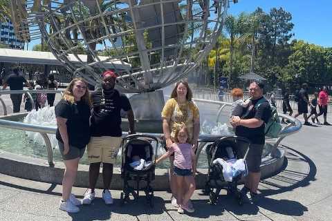 Honey Boo Boo &amp; boyfriend Dralin Carswell help Pumpkin with newborns on family trip as she..
