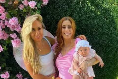 Stacey Solomon baffles fans as she mentions unknown older sister and shares snaps in new Instagram..