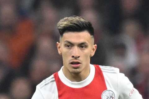 Lisandro Martinez REJECTS Arsenal transfer to seal Erik ten Hag reunion at Man Utd as he closes in..