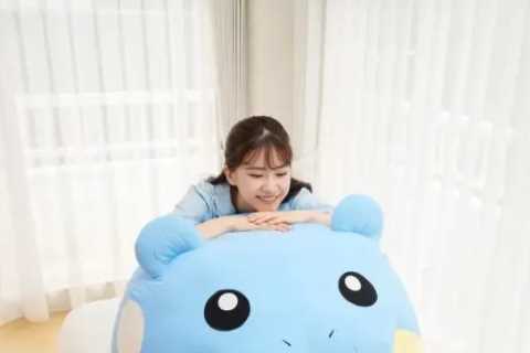 Pokemon Centre Japan unveils life-size Spheal plushie