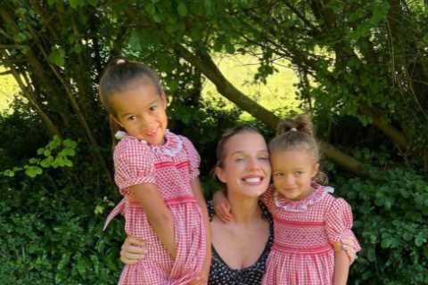 Coronation Street star Helen Flanagan reveals her two daughters, 7 and 4, still sleep in her bed