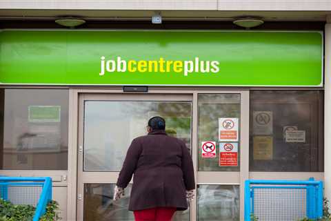 Millions of workers face pay squeeze as wage growth lags inflation at record rate