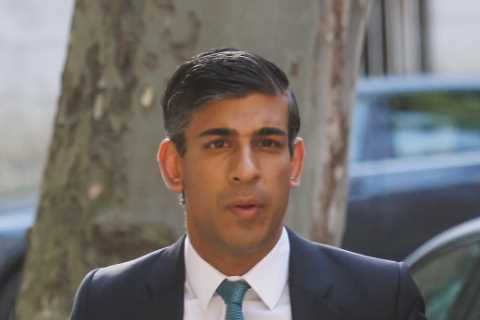 Battle to face Rishi Sunak in run-off to be PM heading for three-way photo finish