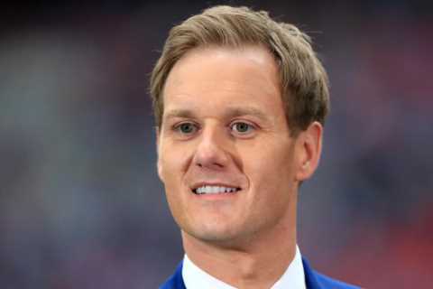 Who is Dan Walker’s wife Sarah Walker and how many kids do they have?