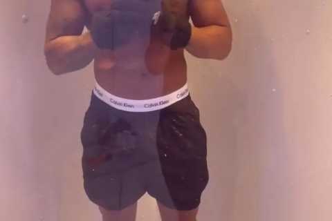 Lewis Hamilton dances in extreme -110C temperature as F1 star undergoes cryotherapy and is left..