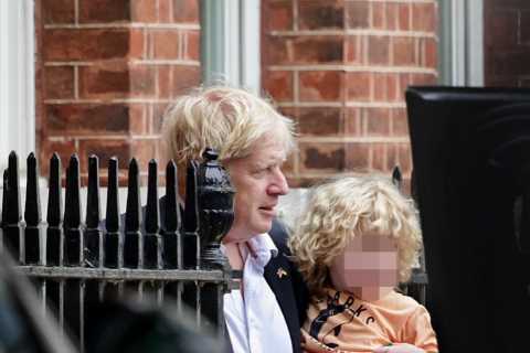 Boris Johnson leaves No10 with son Wilf before heading off on holiday with family