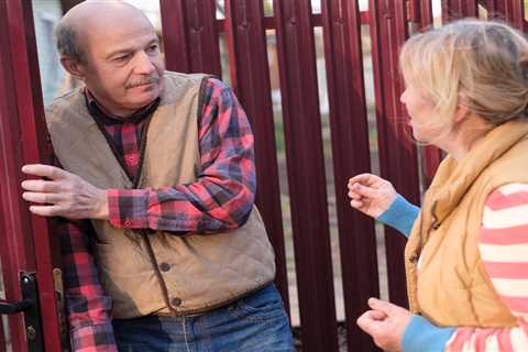 I’m a legal expert – the five times you can object to your neighbour’s building work and even get..