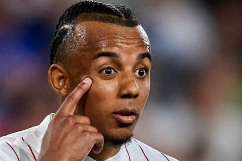 Barcelona ‘HIJACK Chelsea’s Jules Kounde transfer after reaching shock agreement with Sevilla for..
