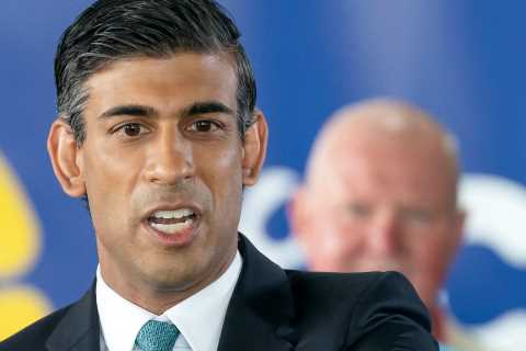 Rishi Sunak vows to get tough on immigration and says UK border system is ‘broken’