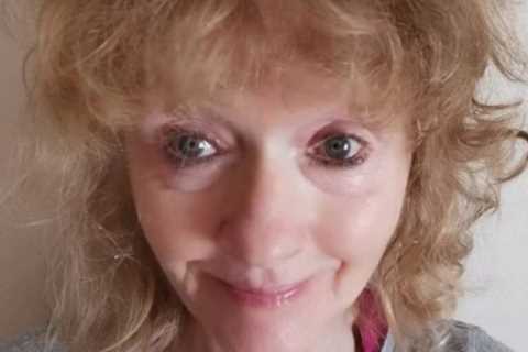 I’m a nurse – here’s the tiny symptoms I noticed just before I was diagnosed with cancer