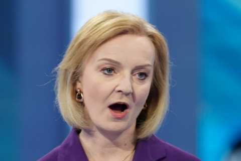 Liz Truss vows a police officer will visit every domestic burglary victim in person in crime..
