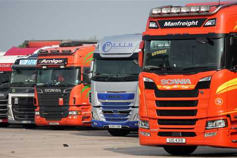 Hard-up truckers should get 15p knocked off fuel duty, say MPs