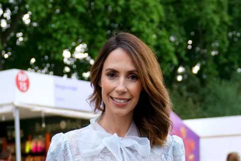 The One Show’s Alex Jones flooded with support as she puts on brave face during ‘tricky and..