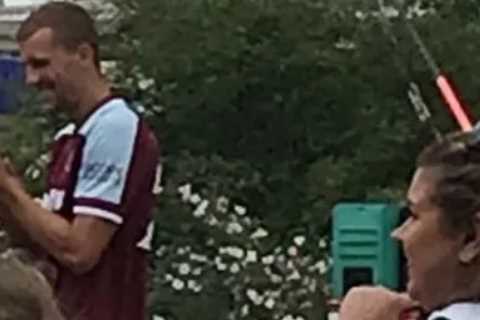 Tomas Soucek spotted walking around barefoot outside London Stadium leaving West Ham fans in..