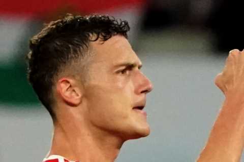 Chelsea dealt ANOTHER transfer blow as ‘Benjamin Pavard snubs Stamford Bridge switch to stay at..