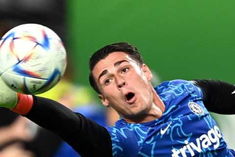 Chelsea ‘close to agreement with Napoli over Kepa loan transfer but Blues will have to pay 75 PER..