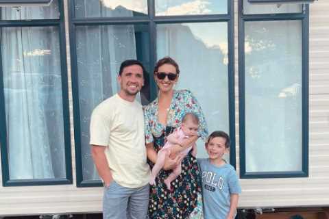 Catherine Tyldesley shares beautiful snaps as her baby daughter Iris enjoys her first holiday