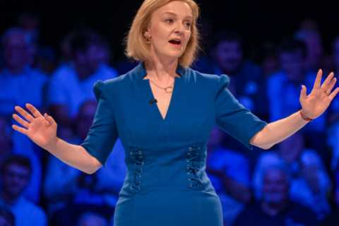 Liz Truss u-turns on public sector pay shake-up following massive backlash