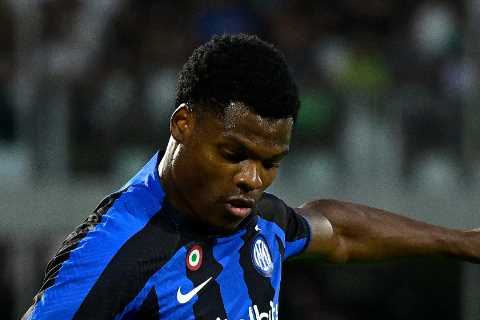 Chelsea to ramp up Denzel Dumfries transfer talks with Thomas Tuchel targeting Inter Milan star to..