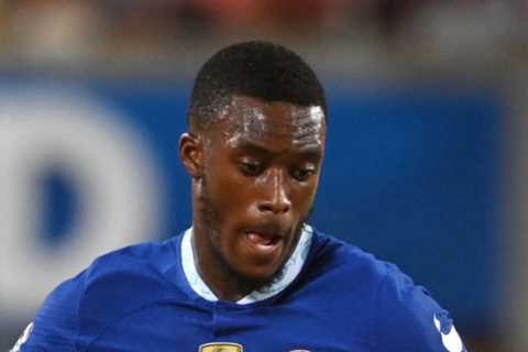 Callum Hudson-Odoi tells Chelsea he wants to quit with Newcastle, Leicester and Southampton linked..