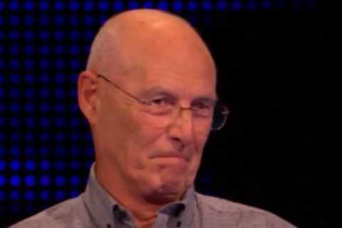 The Chase’s Bradley Walsh open-mouthed as contestant reveals how old he is – and when he retired