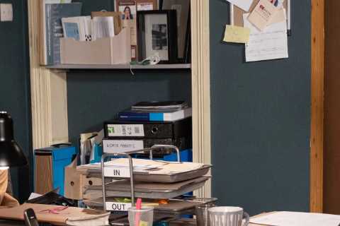 Coronation Street spoilers: Stu Carpenter sent to prison as Zeedan hatches plan to prove he is..