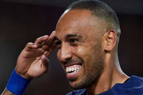 Chelsea to find out this week if Pierre-Emerick Aubameyang transfer will go through as Tuchel..