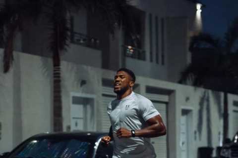 Watch Anthony Joshua show off frightening speed and brutal body shots in training for Oleksandr..