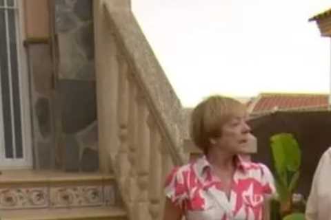 A Place in the Sun buyer branded ‘snobby’ after comparing £300k townhouse with pool to ‘housing..