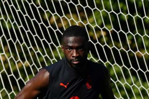 Former Chelsea star Fikayo Tomori ‘set to sign new five-year contract at AC Milan’ to fend of..