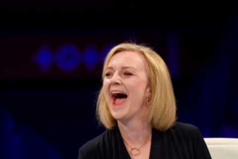 Boost for team Truss as top Tory Kemi Badenoch hails Liz a ‘maverick’