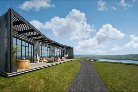 I won a £3million mansion with a hot tub &amp; panoramic country views and it only cost me £25…..