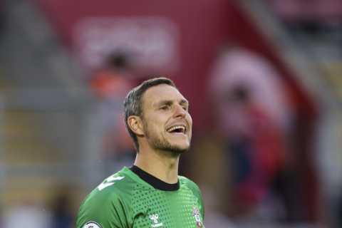 Man Utd plan transfer bid for Southampton keeper Alex McCarthy as Erik ten Hag seeks to replace..