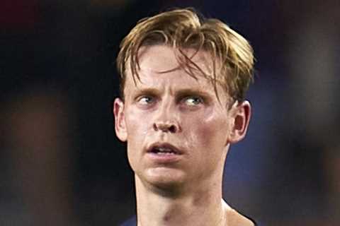 Chelsea ‘willing to wait until the end’ to complete Frenkie de Jong transfer with Barcelona..