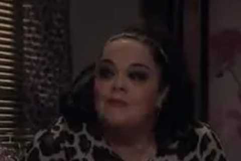 Emmerdale fans seriously distracted by VERY unusual item in Mandy Dingle’s salon