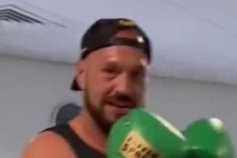 Watch Tyson Fury demonstrate to Anthony Joshua how to attack Oleksandr Usyk’s body as he shares..