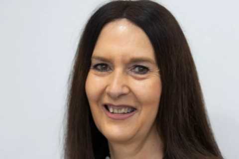 MP pleads guilty to breaching Covid rules after travelling from London to Glasgow when she knew she ..