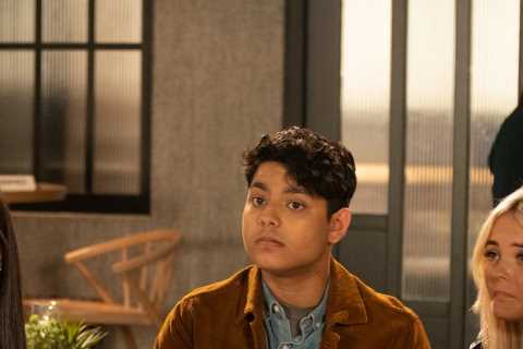 Coronation Street spoilers: Dev Alahan attacks son Aadi over engagement to Kelly Neelan