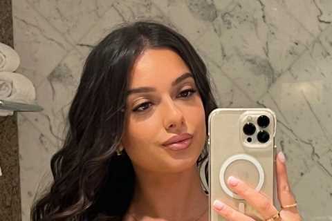 Nick Kyrgios’ stunning girlfriend Costeen Hatzi dazzles in bathroom selfie as she joins bad boy in..