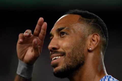 Chelsea’s £25million Aubameyang transfer stalls as Blues refuse to give Barcelona striker, 33,..