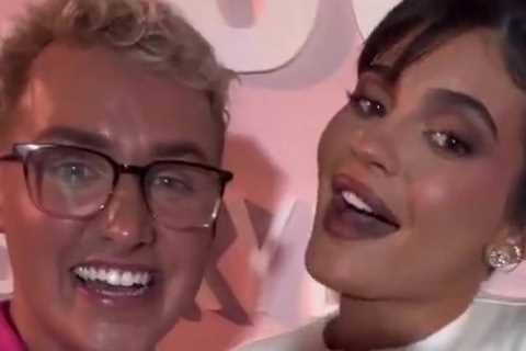 Kardashian fans slam ‘rude’ Kylie Jenner as she nearly shuts down fan for ‘not paying her’ for..