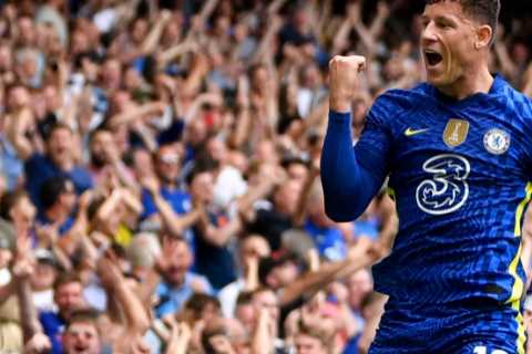 Chelsea weigh up offering Ross Barkley huge pay-off to offload unwanted ace and force transfer exit