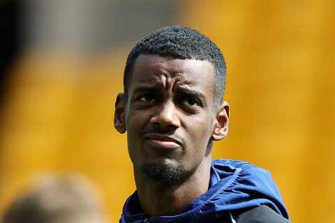 Newcastle in race against time for £63m Alexander Isak to be eligible vs Liverpool – with bank..