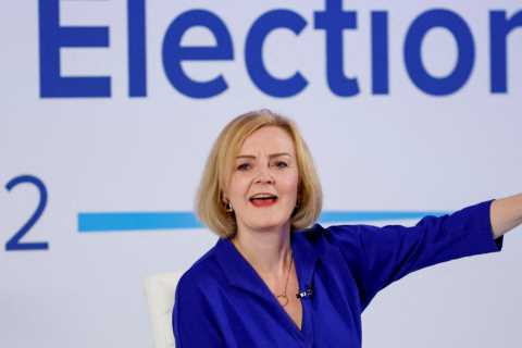 ELECTION FEVER Brits want to take to the polls for General Election STRAIGHT AFTER the new PM is..