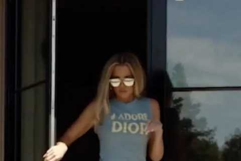 Khloe Kardashian’s tiny waist nearly drowns in baggy jeans as she looks stressed in new video amid..